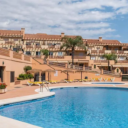 Alta Lomas Sea Heights By Alfresco Apartman